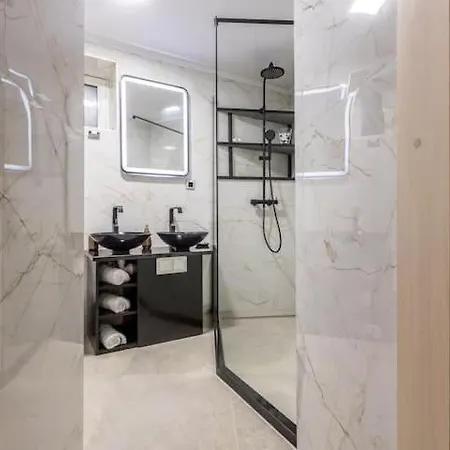 Royal Spa-latum Split