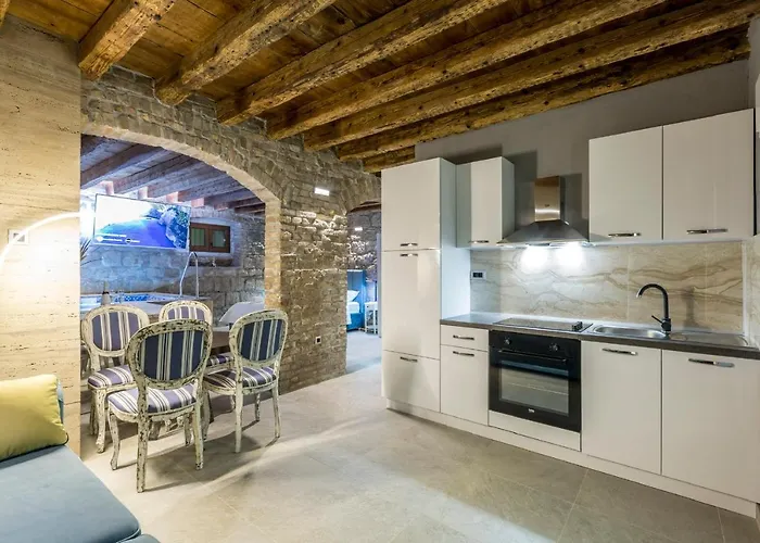 Apartment Royal Spa-latum Split